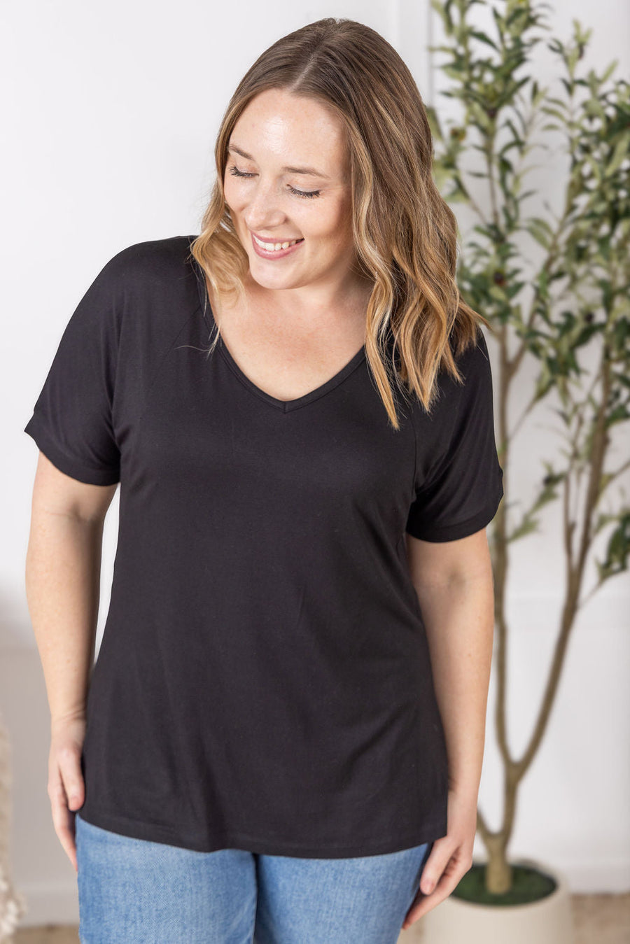 WAREHOUSE Bamboo V Neck Tee - Black