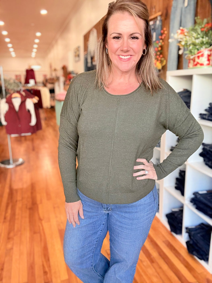 Front Seam Round-Neck Sweater- Olive