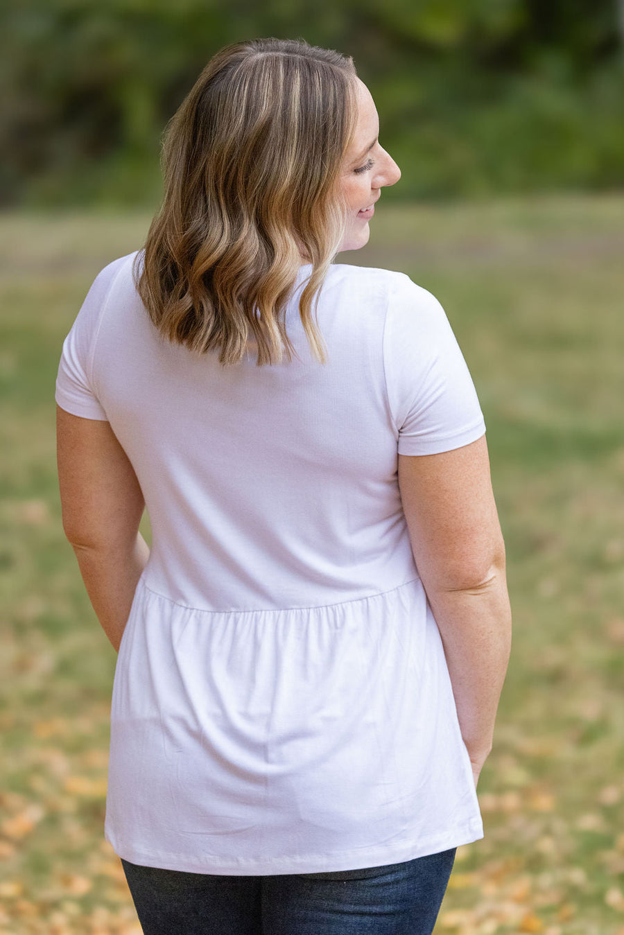 WAREHOUSE Sarah Ruffle Short Sleeve - White | Women's Top