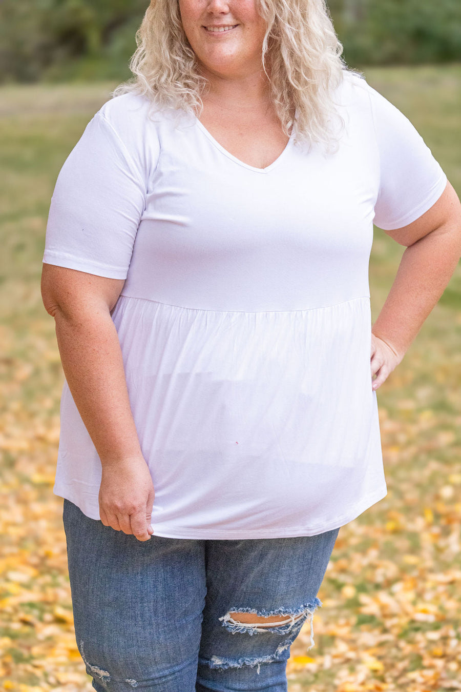 WAREHOUSE Sarah Ruffle Short Sleeve - White | Women's Top