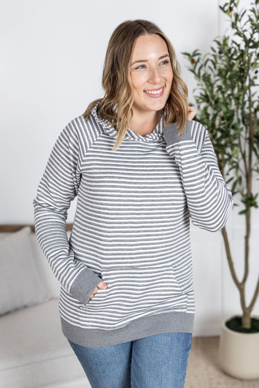 WAREHOUSE Tatum Textured Pullover Hoodie - Charcoal Stripes