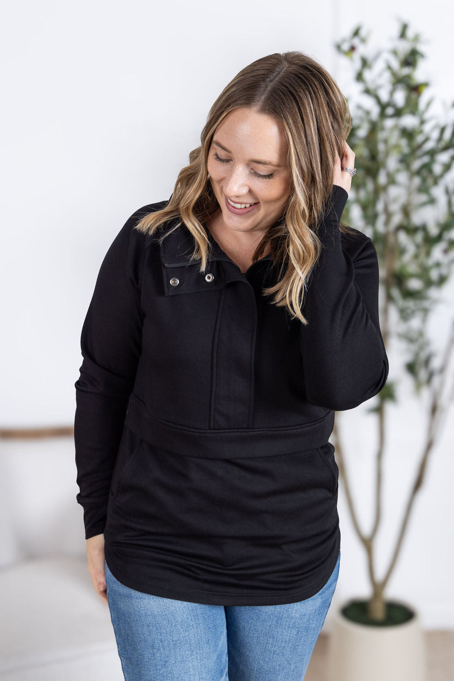 WAREHOUSE Mia Scuba Halfzip - Black