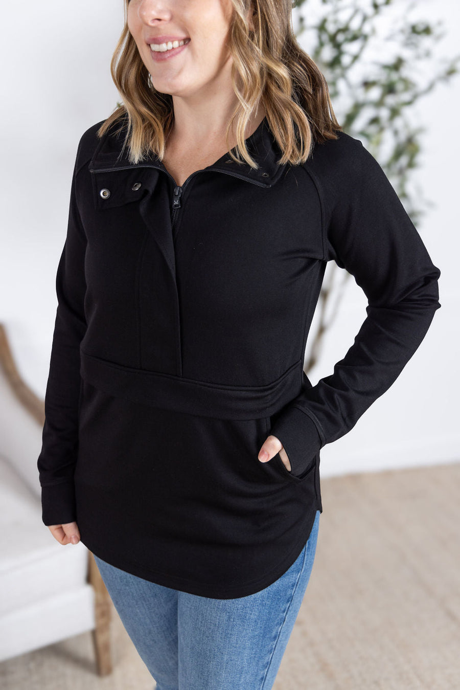 WAREHOUSE Mia Scuba Halfzip - Black