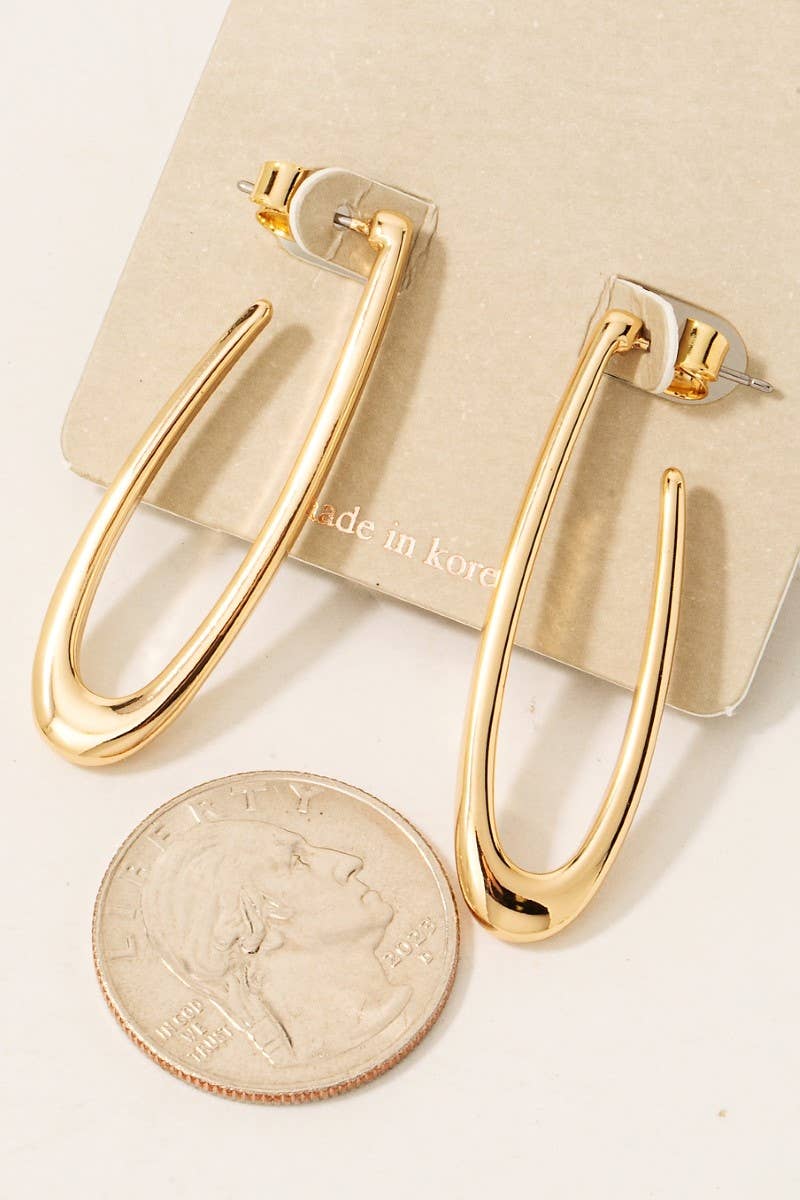 Metallic Long Thin Oval Hoop Earrings: Silver