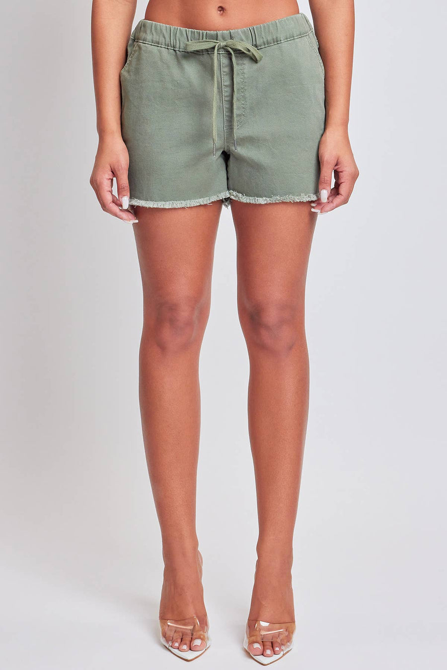 Frayed Hem Pull-on Shorts: Evergreen