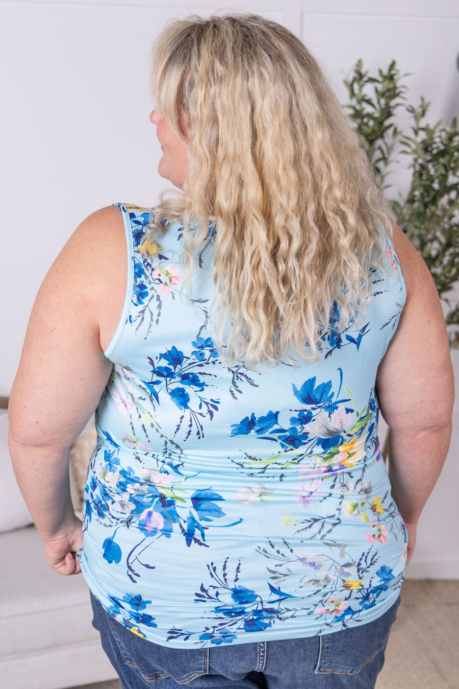 WAREHOUSE Luxe Crew Tank - Light Blue Floral Bliss