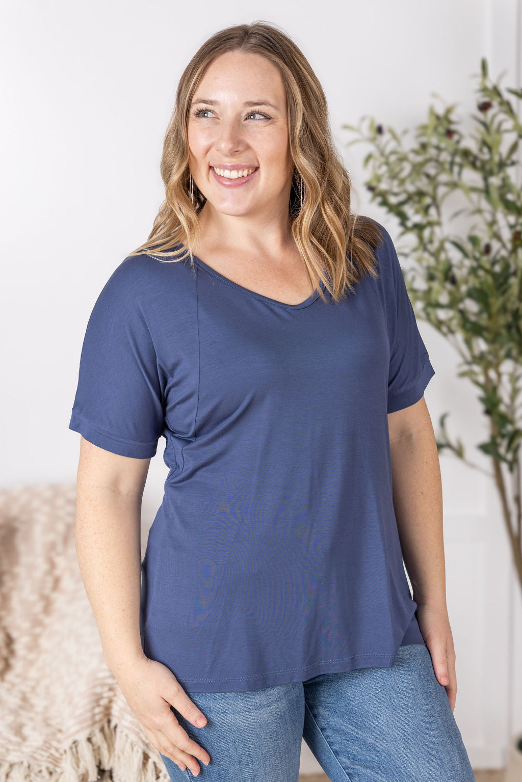 WAREHOUSE Bamboo V Neck Tee - Blue