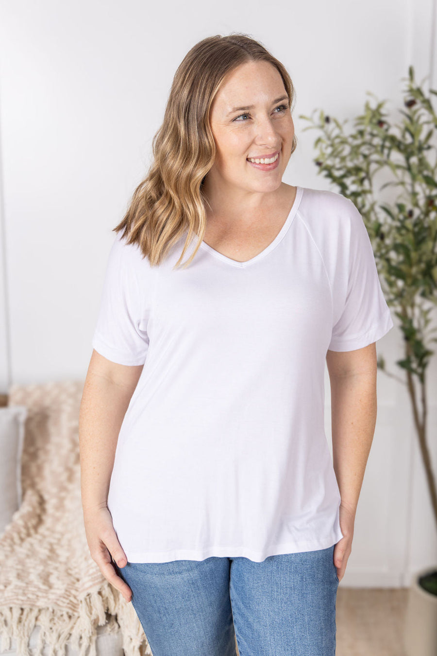 WAREHOUSE Bamboo V Neck Tee - White