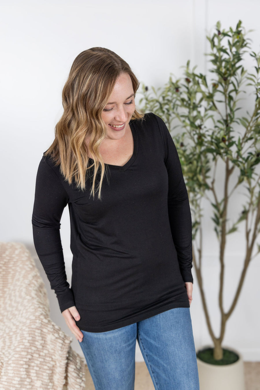 WAREHOUSE Larissa Long Sleeve - Black