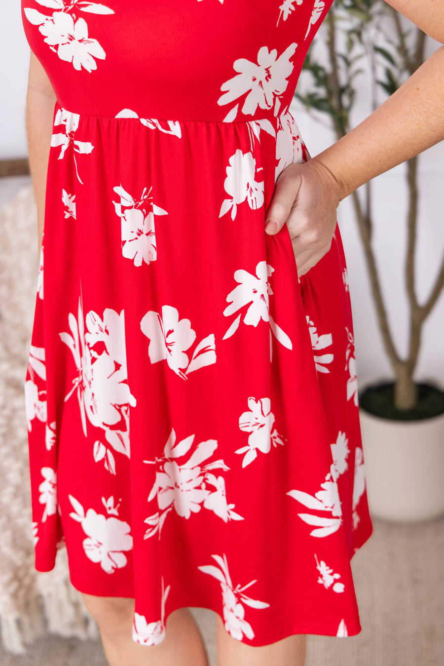 WAREHOUSE Kelsey Tank Dress - Red Floral