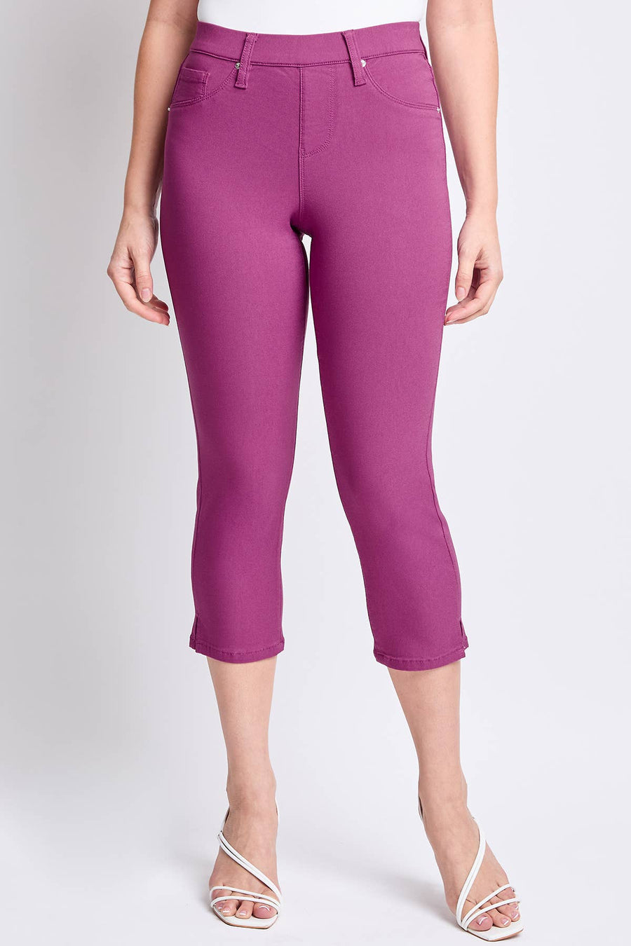 Hyperstretch Pull On Capri: Jazzberry