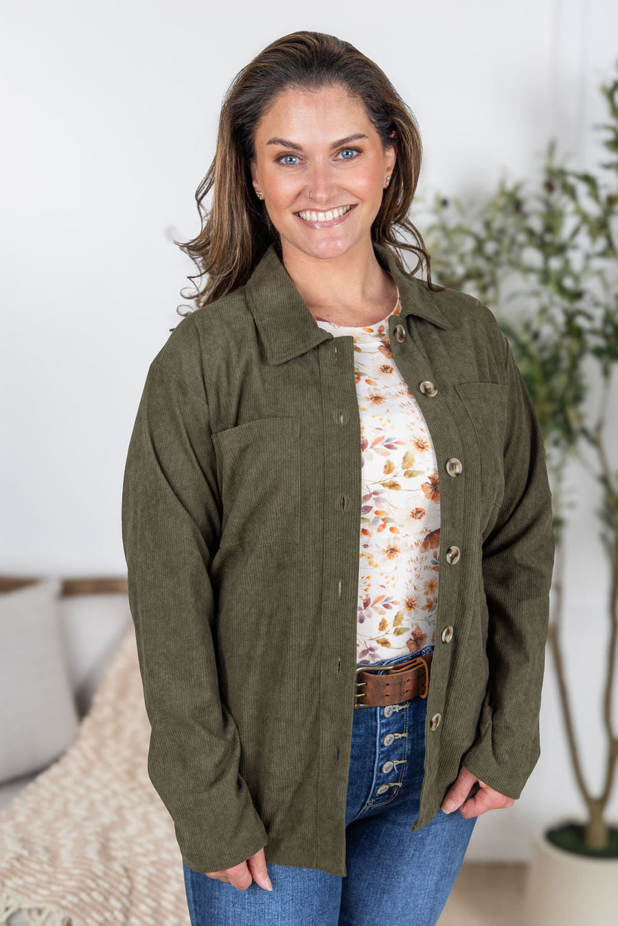 WAREHOUSE Lightweight Corduroy Button Down - Olive