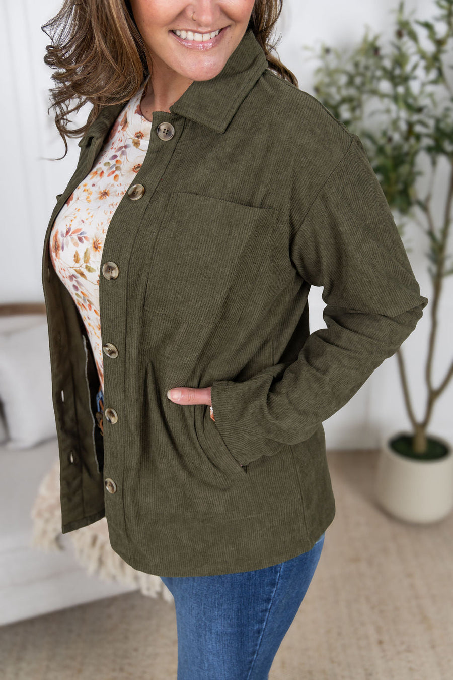 WAREHOUSE Lightweight Corduroy Button Down - Olive