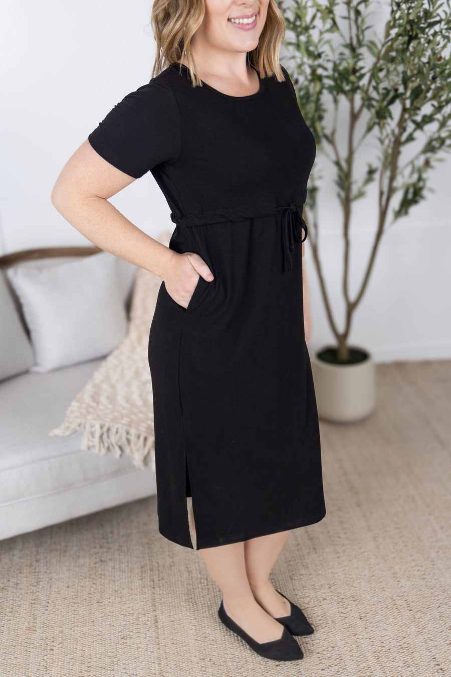 WAREHOUSE Gracelynn Midi Dress - Black