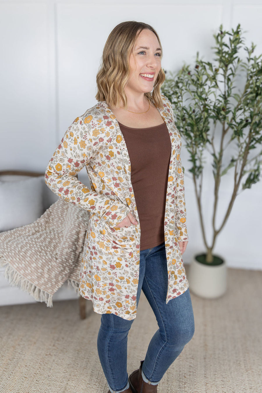 WAREHOUSE Classic Cardigan - Fall Vintage Floral