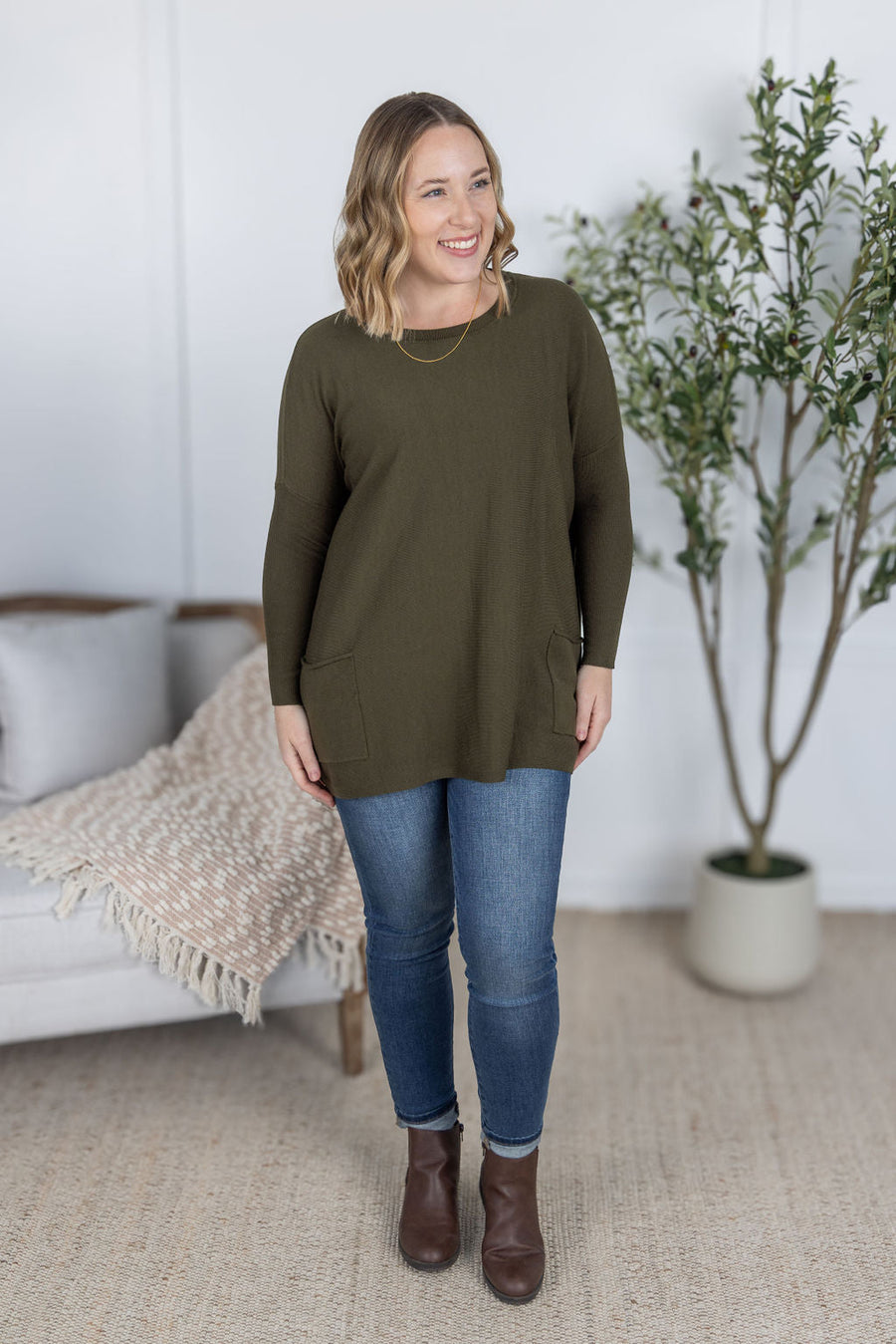 WAREHOUSE Naomi Pocket Sweater - Olive