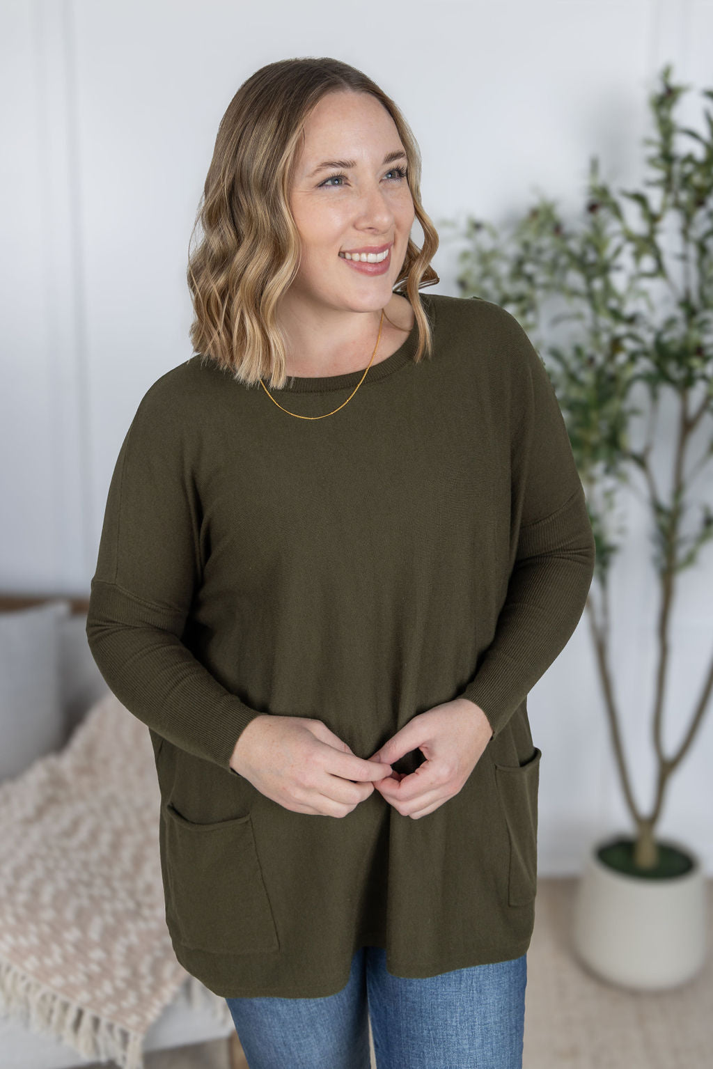 WAREHOUSE Naomi Pocket Sweater - Olive