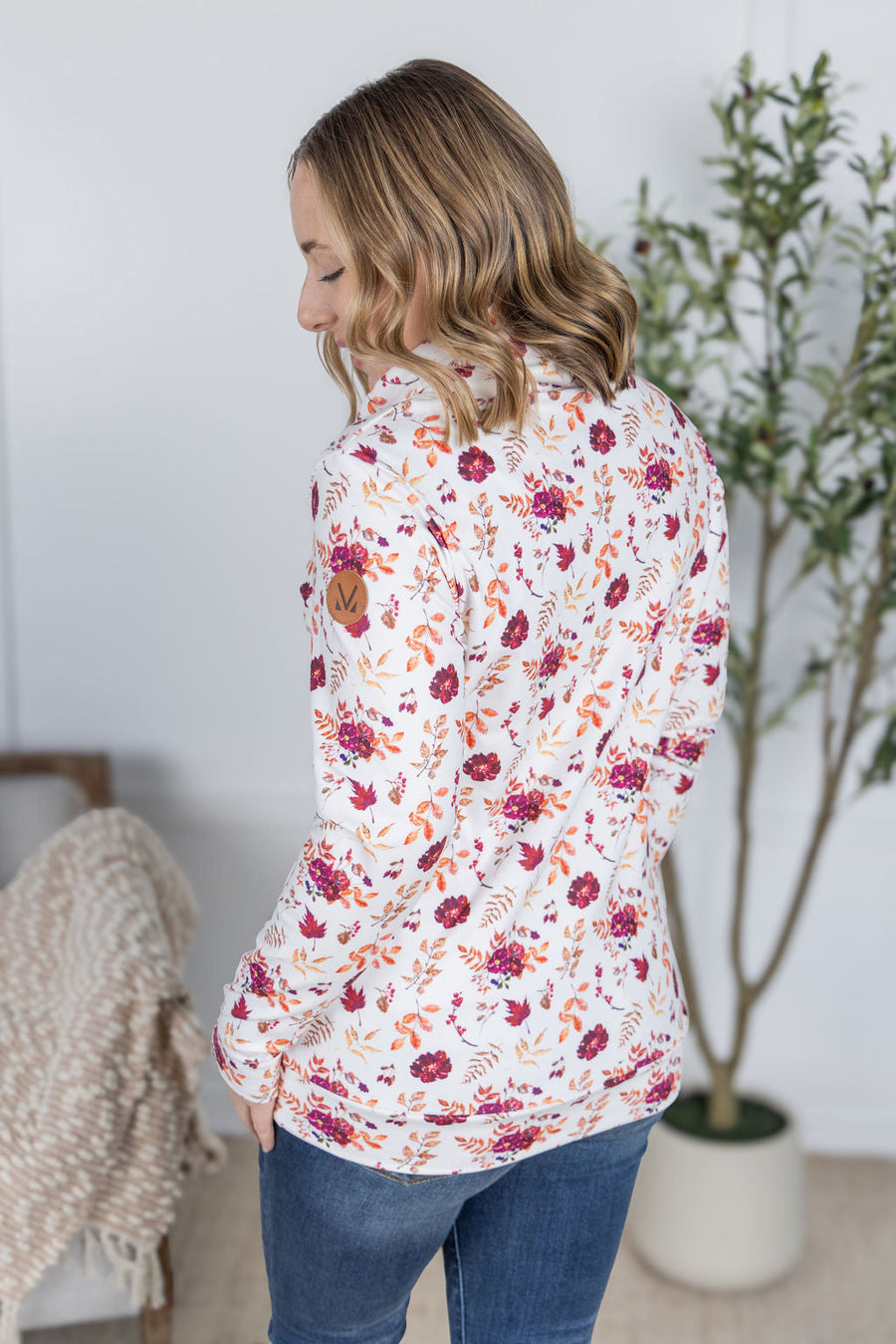 WAREHOUSE Soft Funnel Neck - Autumn Floral