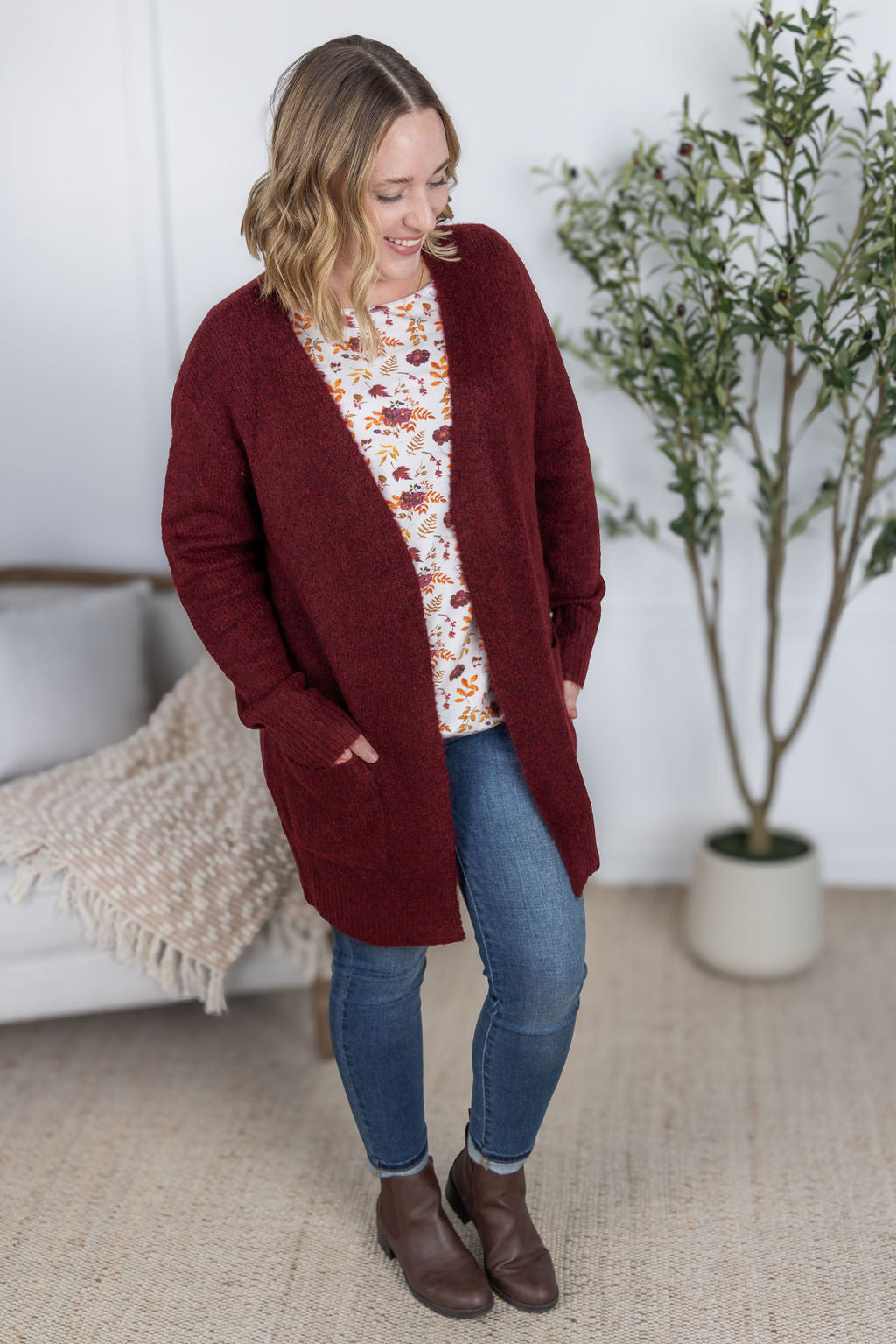 WAREHOUSE Madison Cozy Cardigan - Burgundy