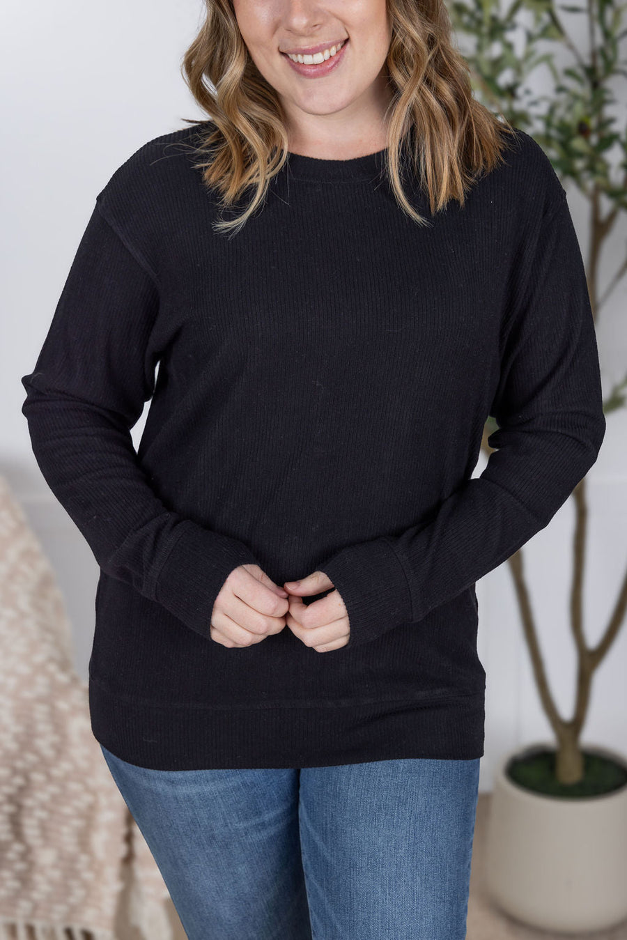 WAREHOUSE ONLY Corrine Ribbed Pullover Top - Black