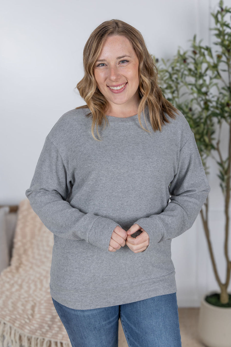 WAREHOUSE Corrine Ribbed Pullover Top - Light Grey