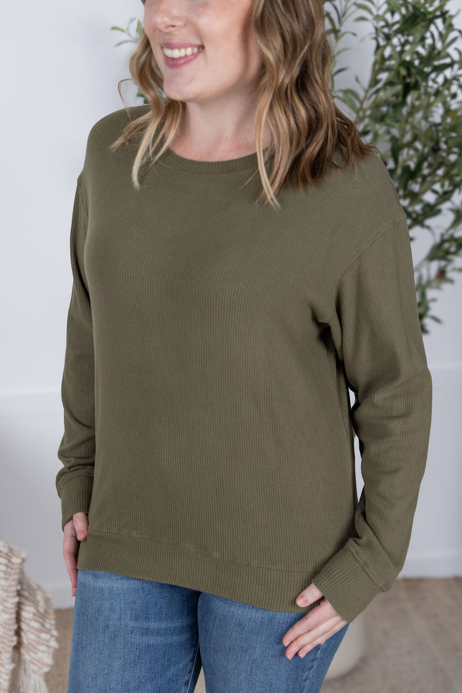 WAREHOUSE Corrine Ribbed Pullover Top - Olive