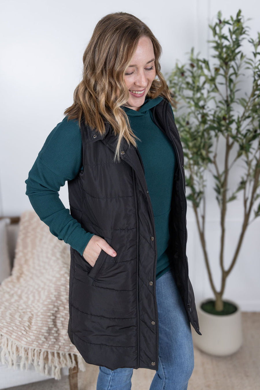 WAREHOUSE Harlow Long Vest - Black