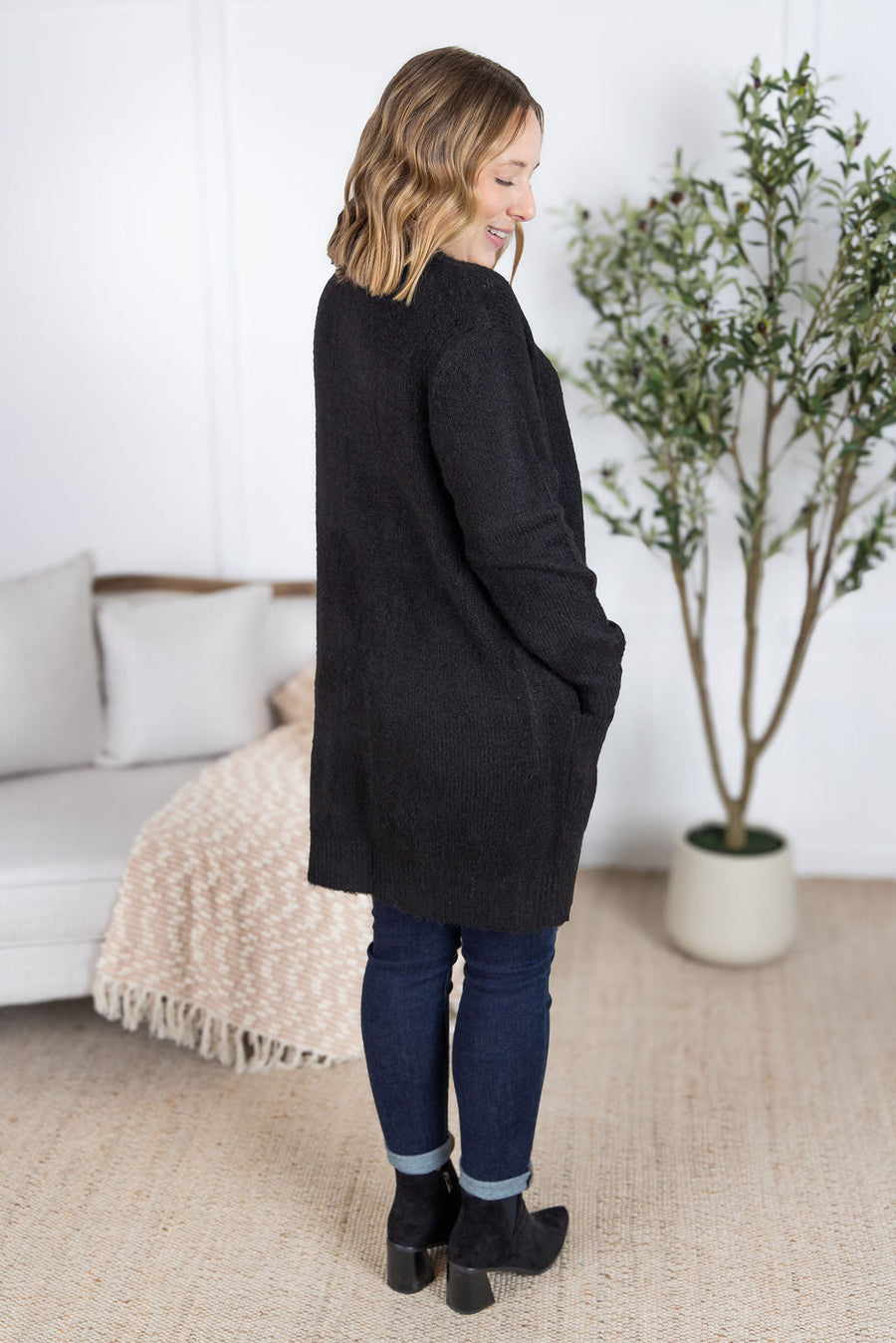 WAREHOUSE Madison Cozy Cardigan - Black