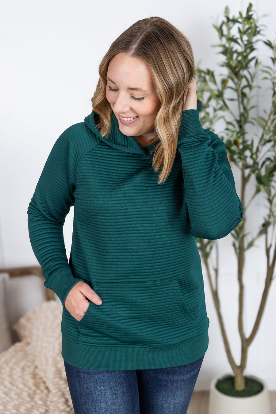 WAREHOUSE Tatum Textured Pullover Hoodie - Hunter Green
