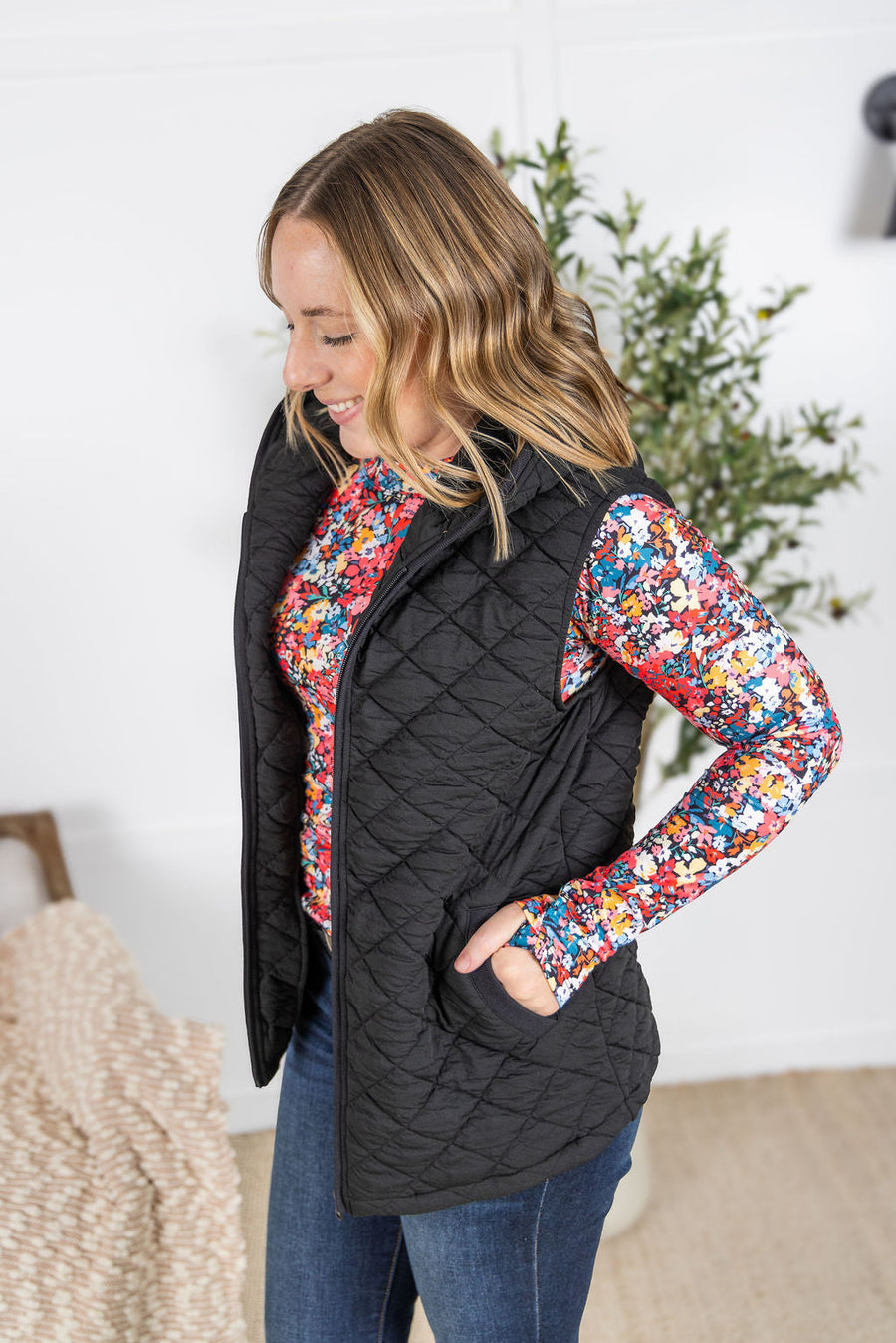 WAREHOUSE Heather Hooded Vest - Black