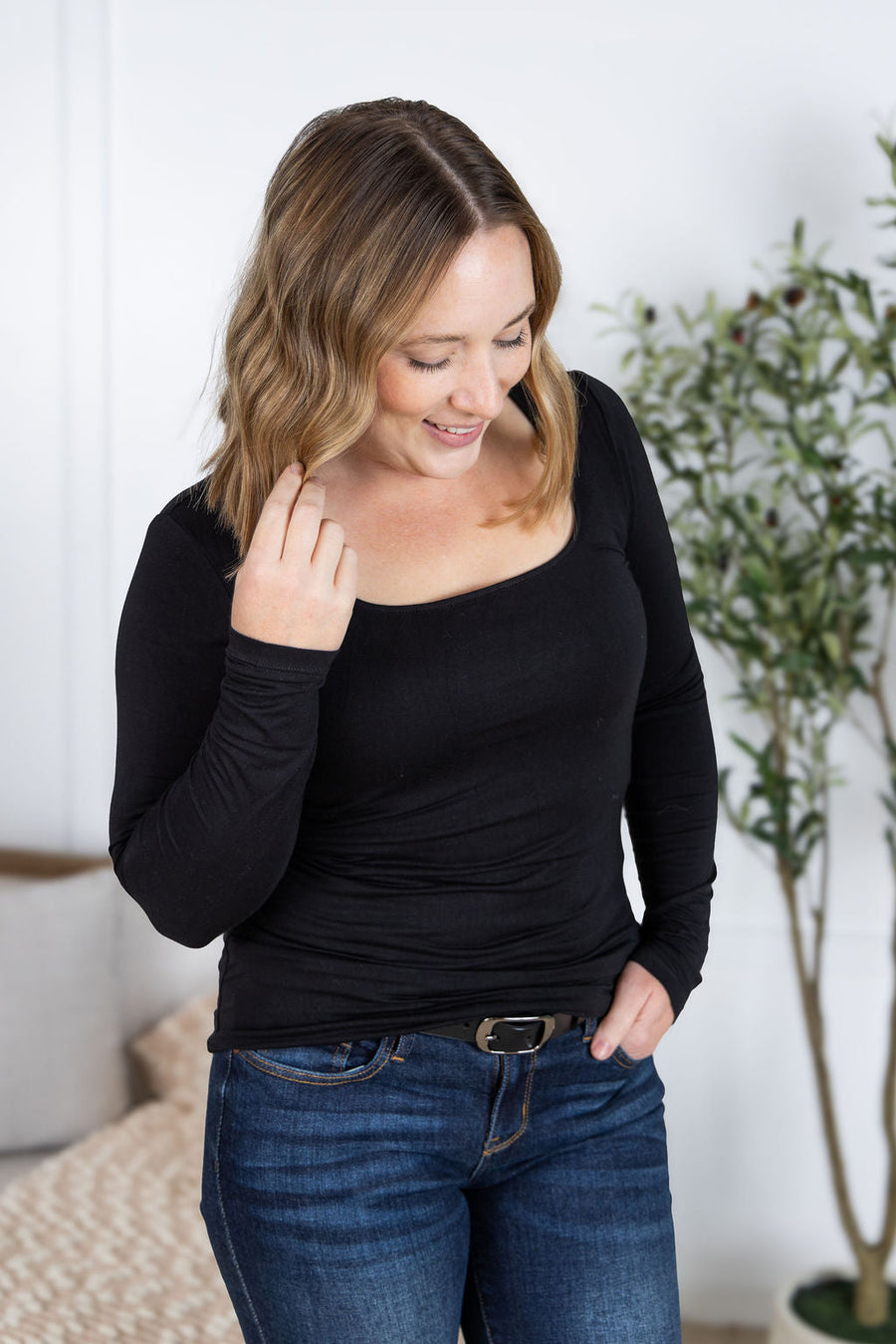 WAREHOUSE Alyssa Long Sleeve Top - Black
