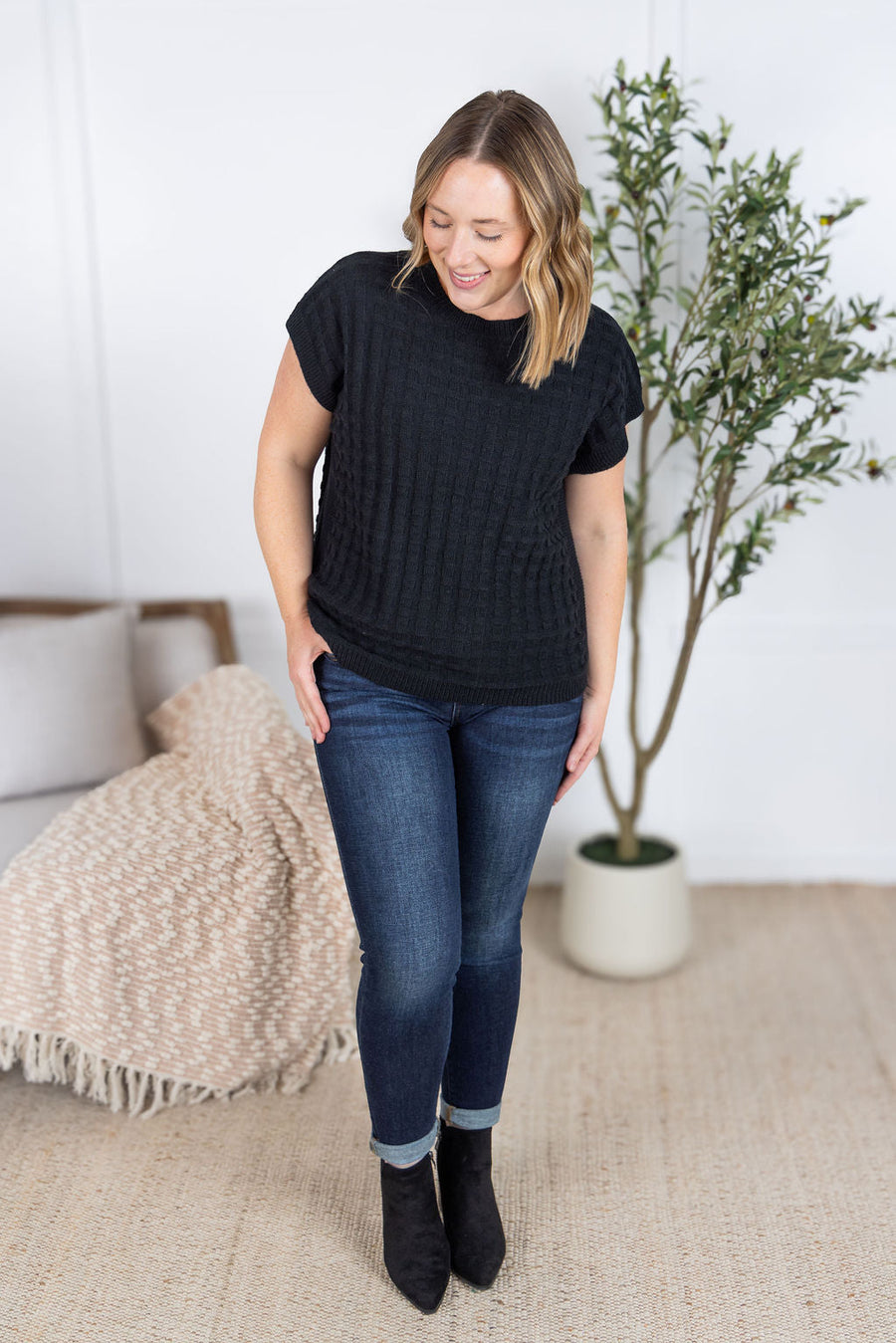 WAREHOUSE Kelly Knitted Top - Black