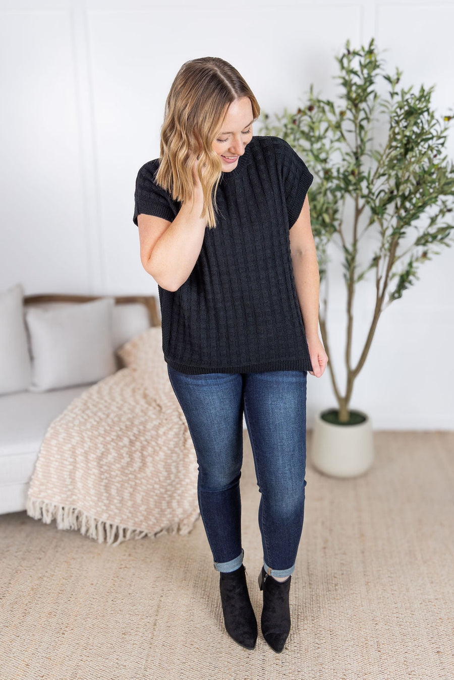 WAREHOUSE Kelly Knitted Top - Black