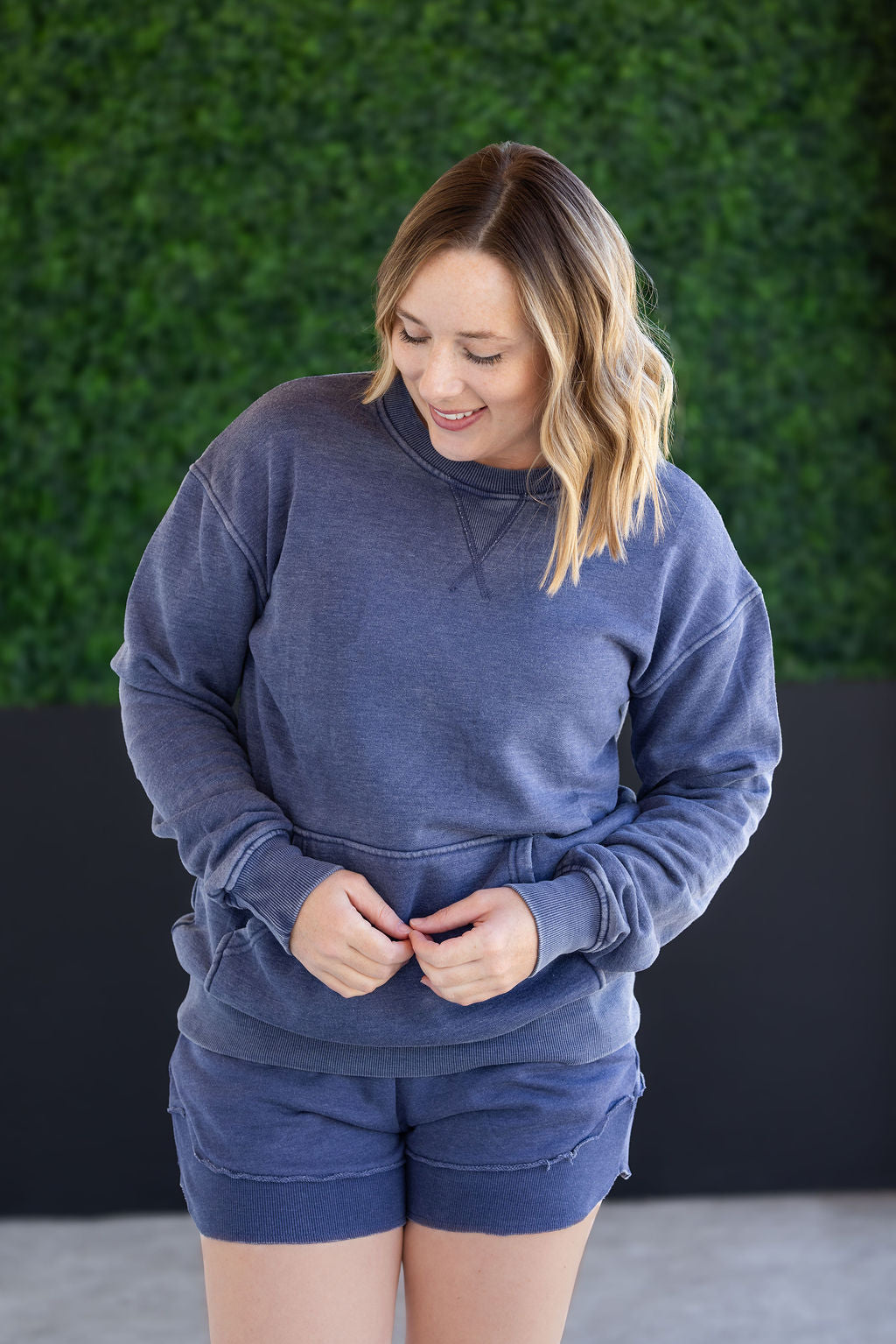 WAREHOUSE Vintage Wash Pocket Pullover - Nautical Navy