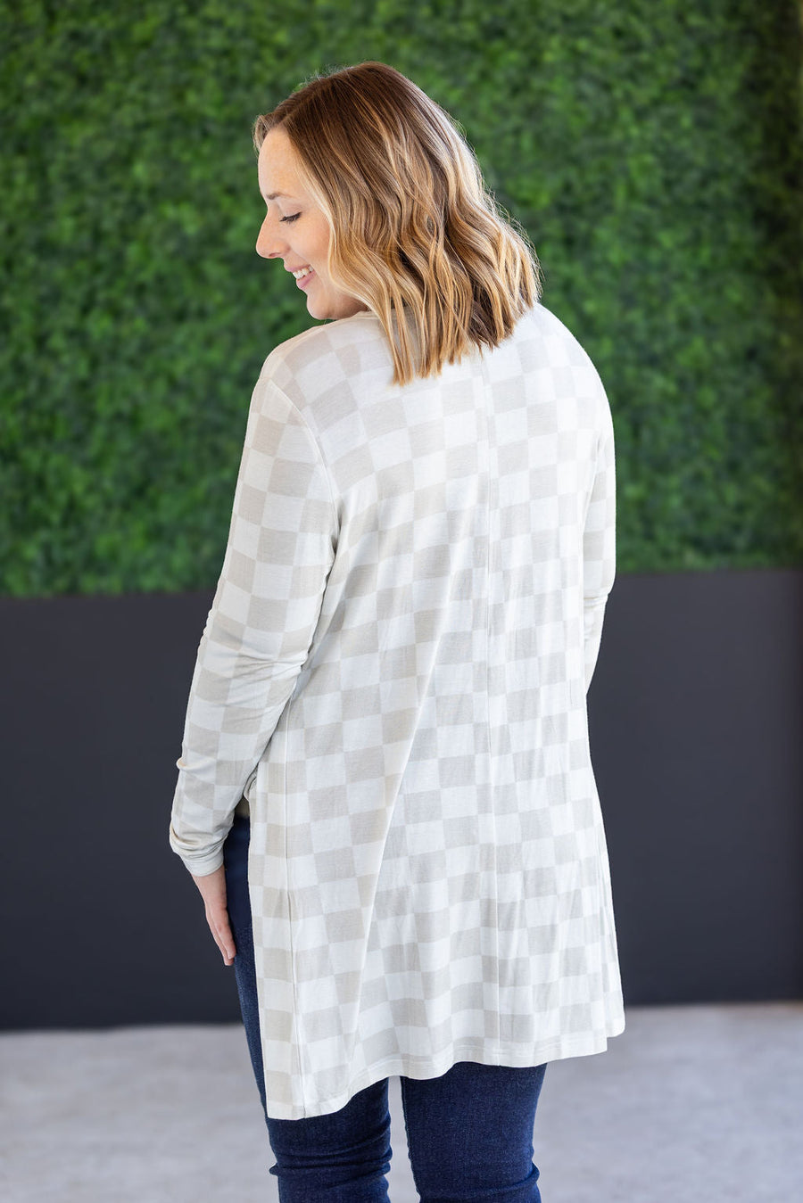 WAREHOUSE Classic Cardigan - Neutral Checkers