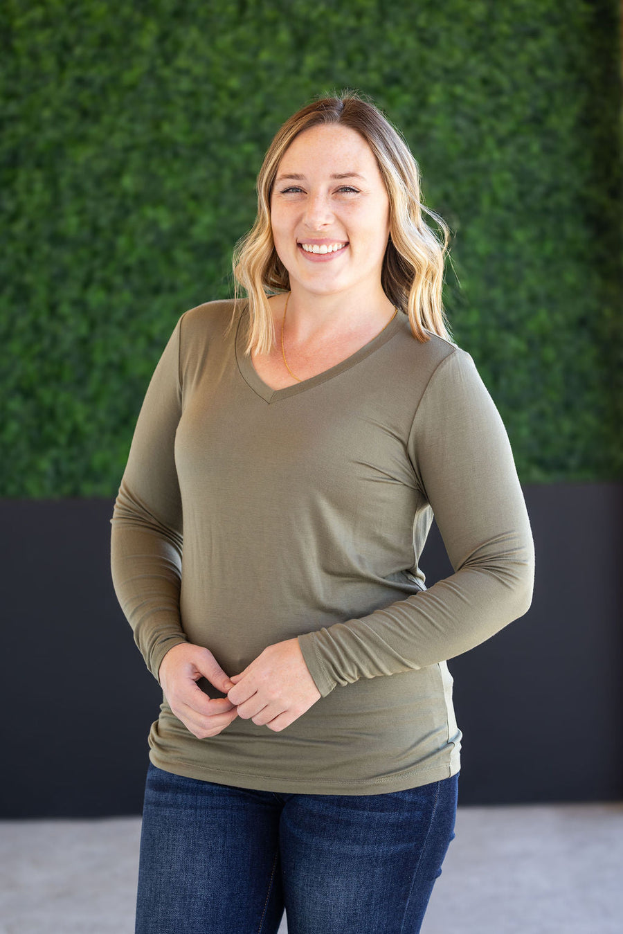 WAREHOUSE Larissa Long Sleeve - Olive