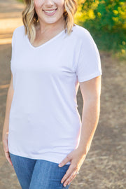 WAREHOUSE Chloe Cozy Tee - White | Women's V-Neck Top