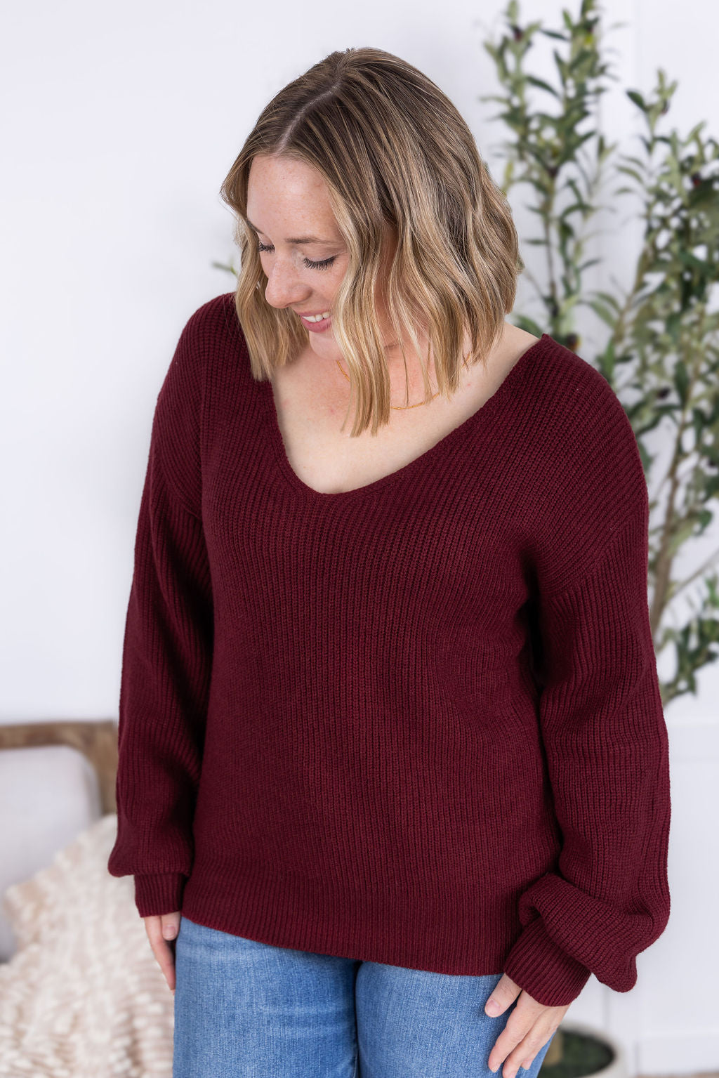 WAREHOUSE Bethany Bow Knit Sweater - Burgundy