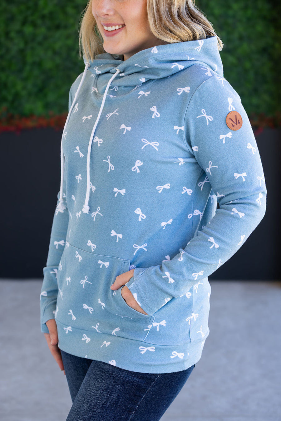 WAREHOUSE Ashley Hoodie - Teal Ribbons