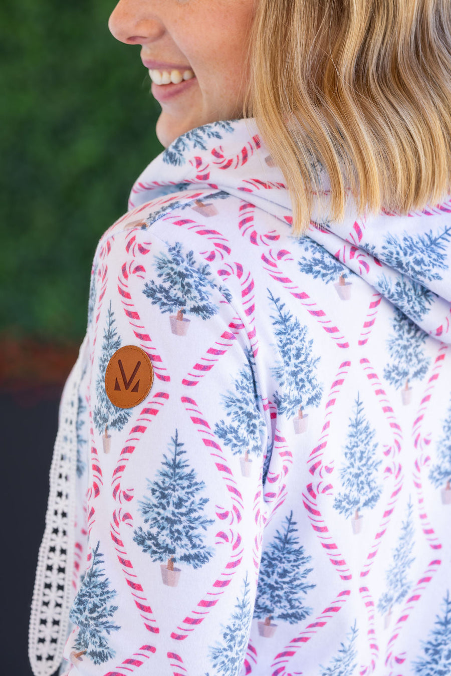 WAREHOUSE Hailey Pullover Hoodie - Candy Cane Lane