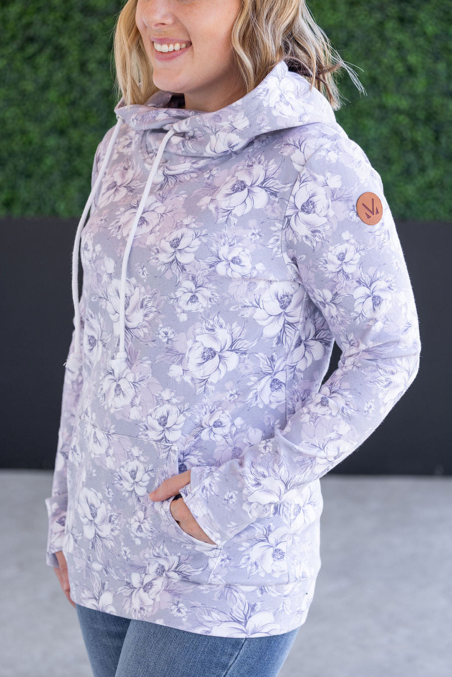 WAREHOUSE Ashley Hoodie - Vintage Grey Floral