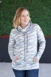 WAREHOUSE Soft Funnel Neck - Camo