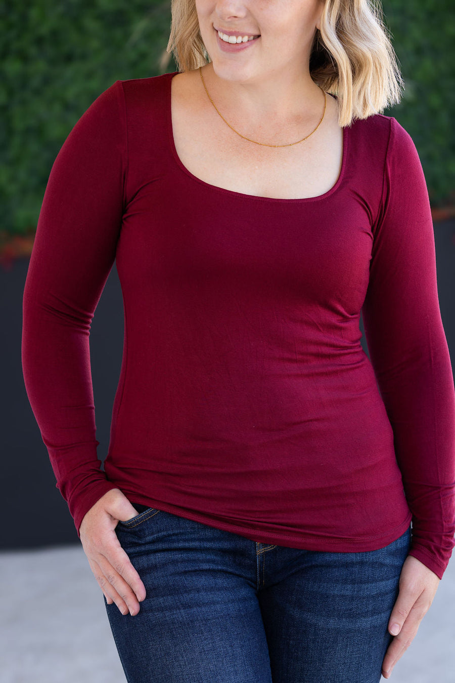 WAREHOUSE Alyssa Long Sleeve Top - Burgundy