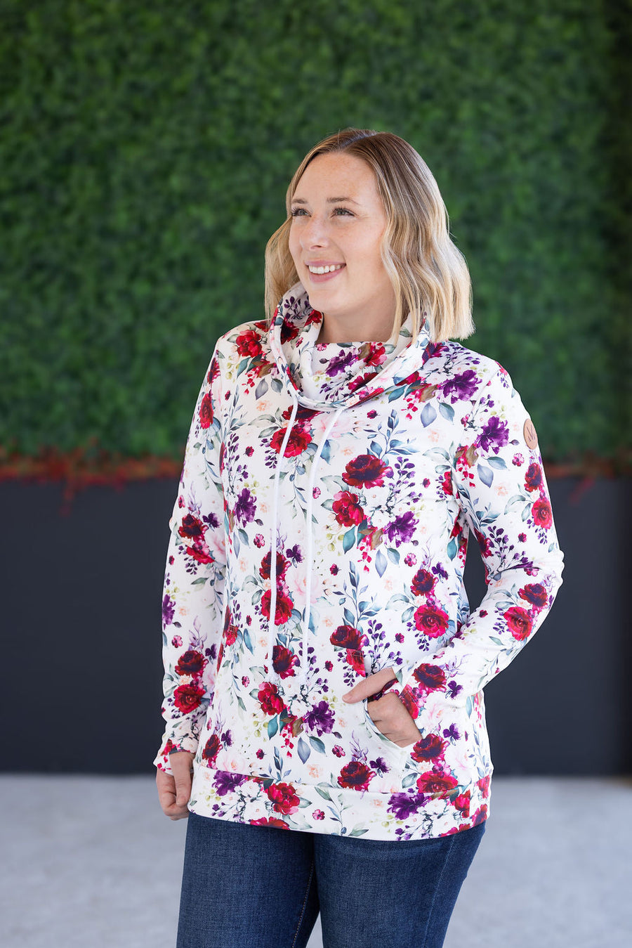 WAREHOUSE Soft Funnel Neck - Burgundy Bloom