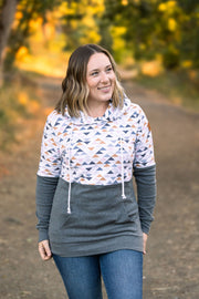 WAREHOUSE Hailey Pullover Hoodie - Geometric and Charcoal