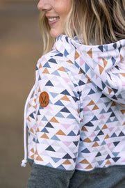 WAREHOUSE Hailey Pullover Hoodie - Geometric and Charcoal