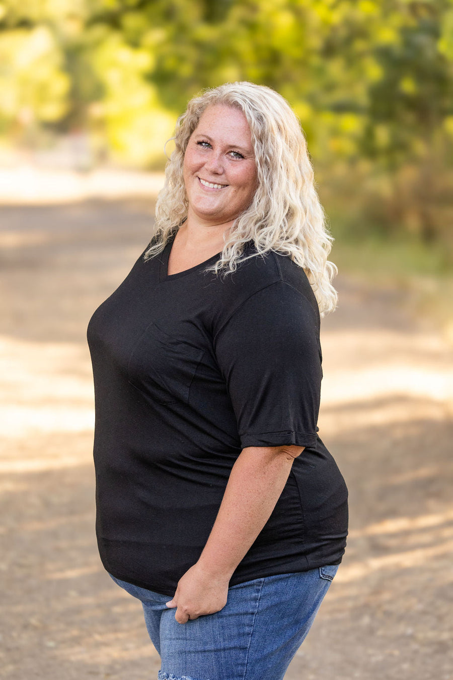 WAREHOUSE Sophie Pocket Tee - Black | Women's Short Sleeve