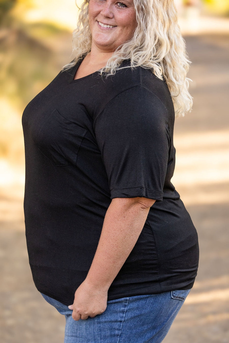 WAREHOUSE Sophie Pocket Tee - Black | Women's Short Sleeve