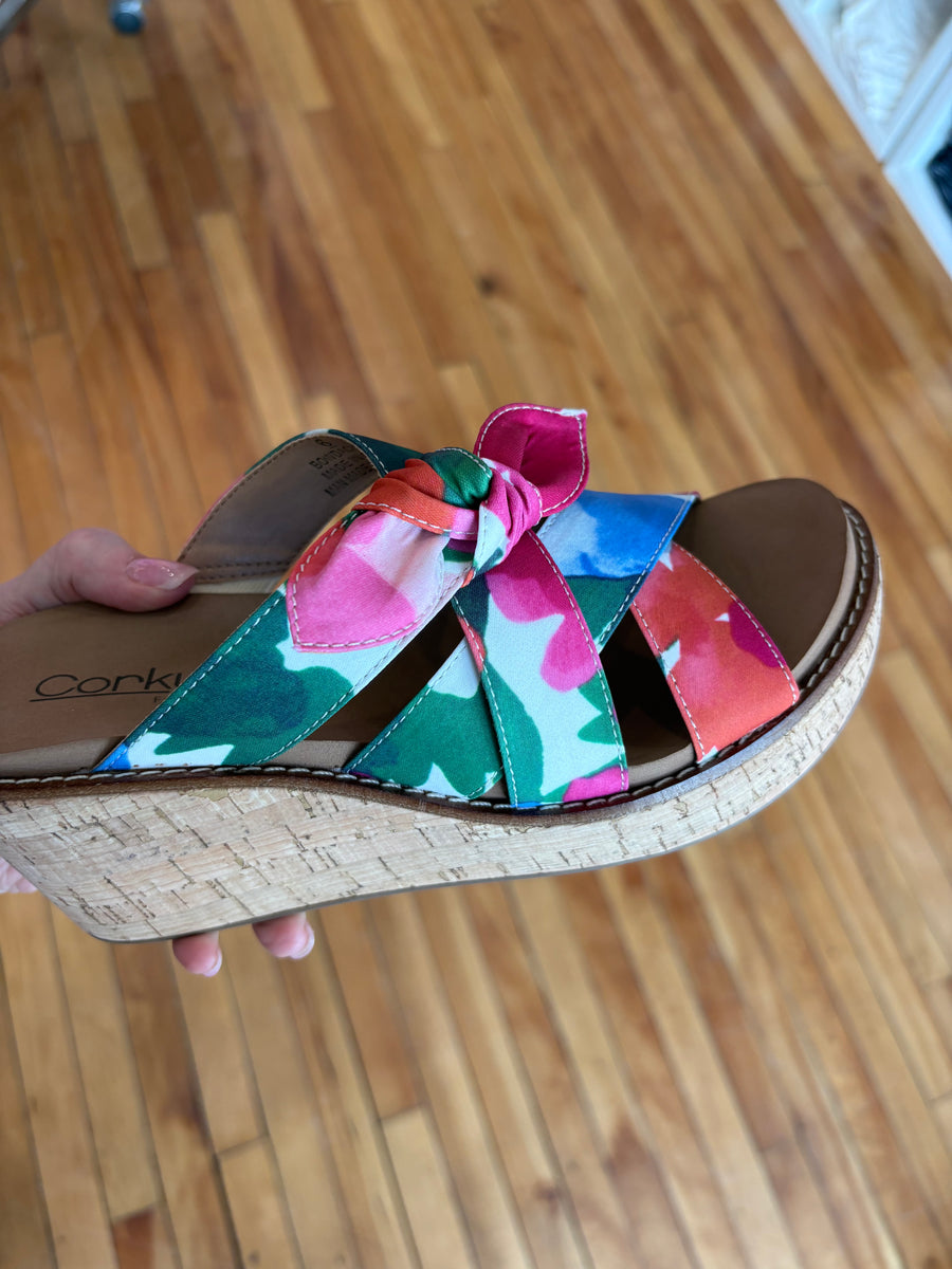 Bowdacious Wedge- Floral