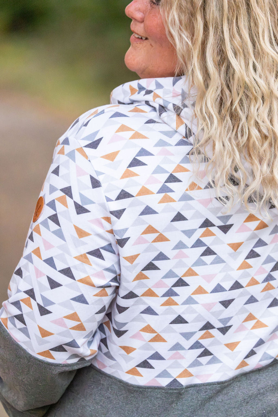 WAREHOUSE Hailey Pullover Hoodie - Geometric and Charcoal